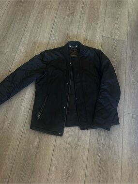 Zara Man Quilted Minimalist Bomber Jacket in Matte Black XL